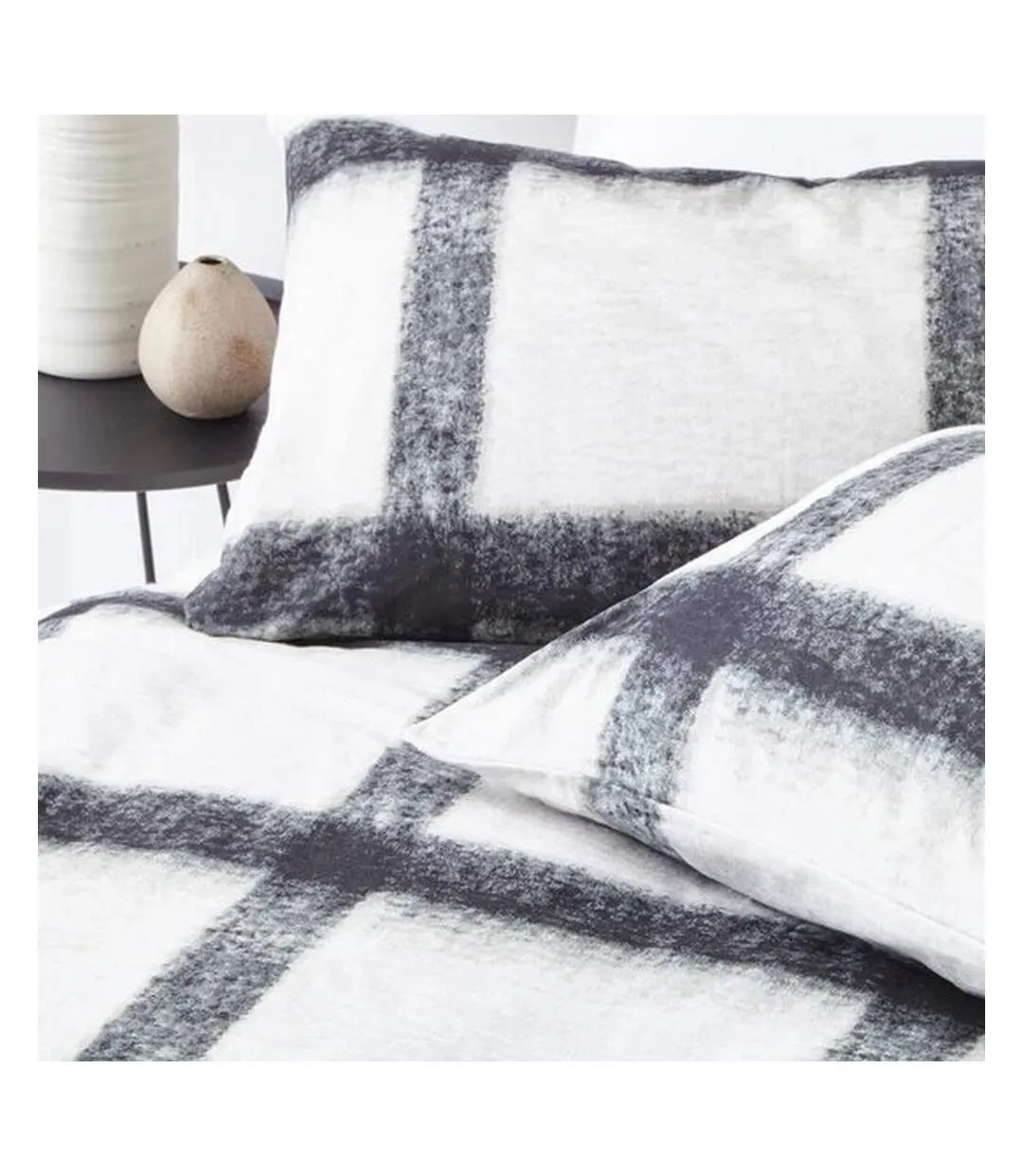 Mohair checked duvet cover set natural/black The Linen Yard