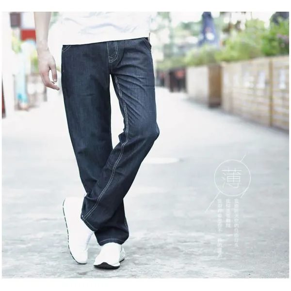 Straight leg relaxed vintage jeans for men