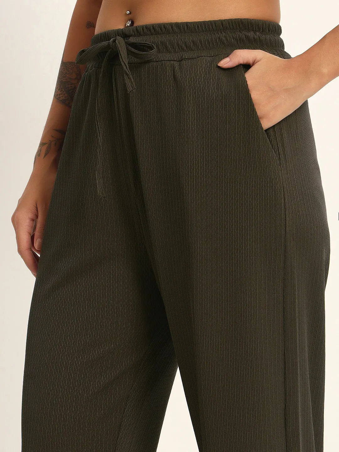 THE SOLID WIDE LEG PANTS DARK GREEN