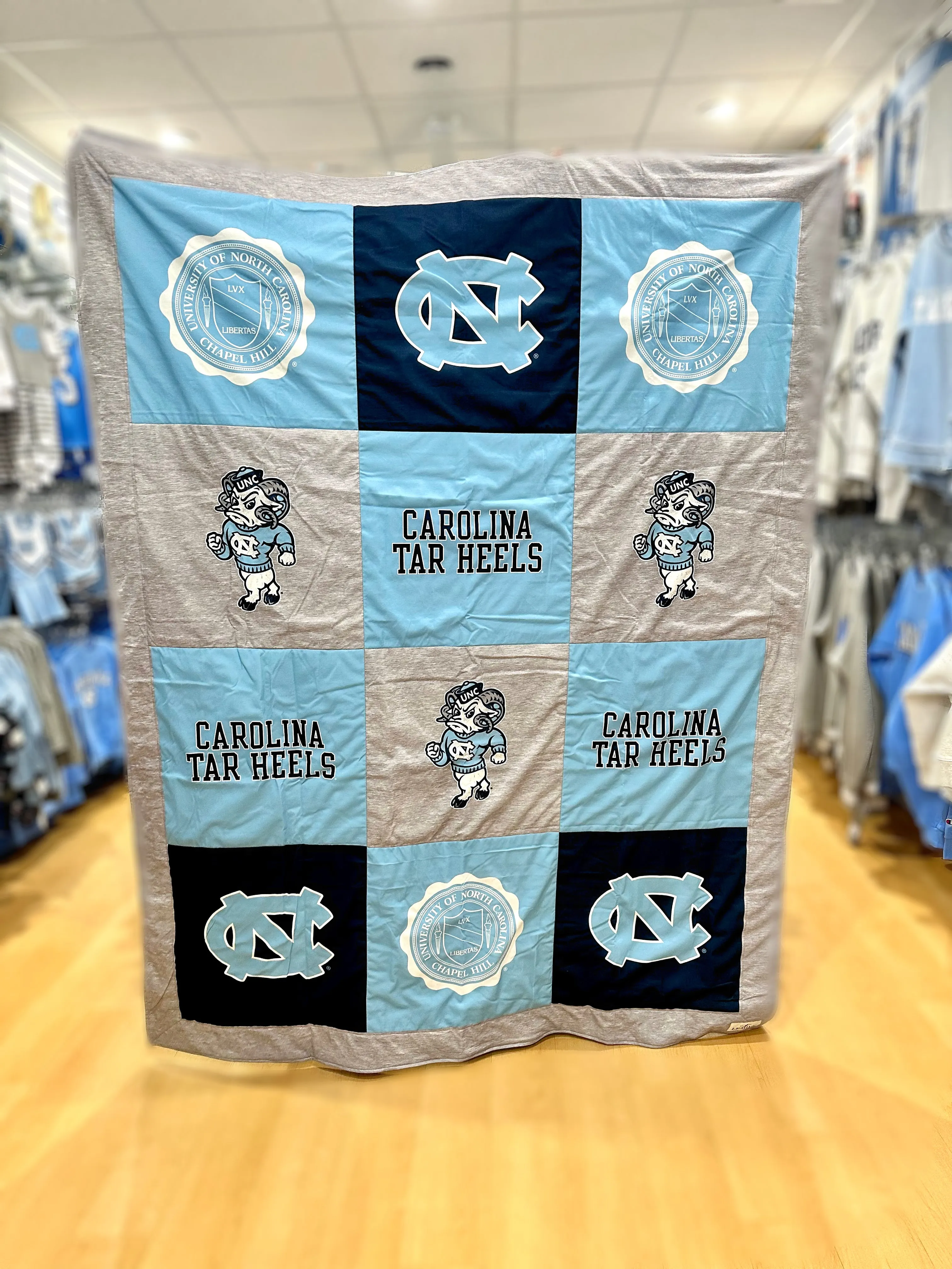 UNC Tar Heels Quilt ELITE Blanket Extra Large