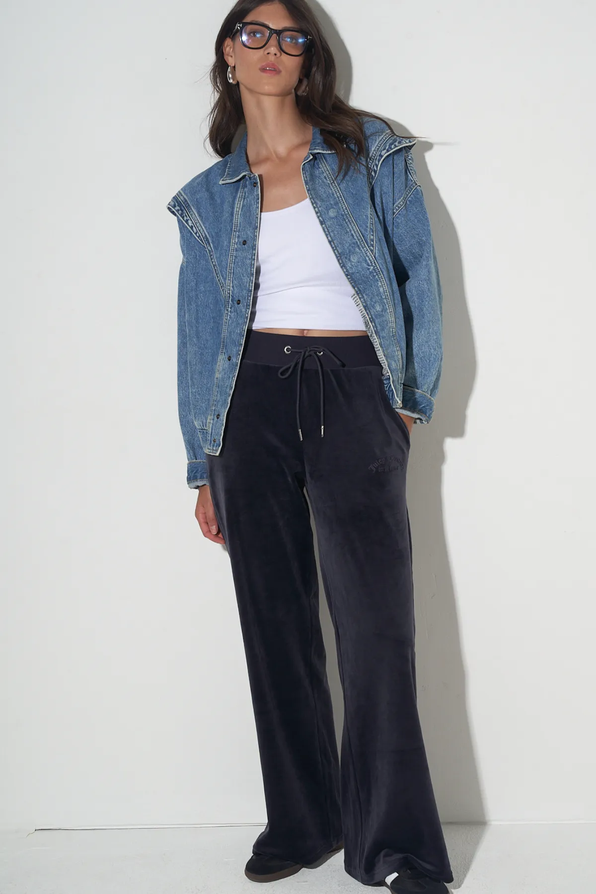 WIDE-LEG VELOUR TRACK PANTS IN NAVY